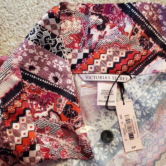 Victoria's Secret Pajamas and Robe Set. Size S/P - Picture 6 of 12